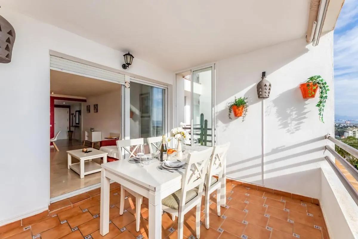 Coastal Escape & Sea Views By Hostlovers Manilva Spain