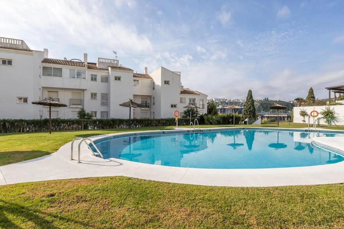 Apartment Coastal Escape & Sea Views By Hostlovers Manilva Spain