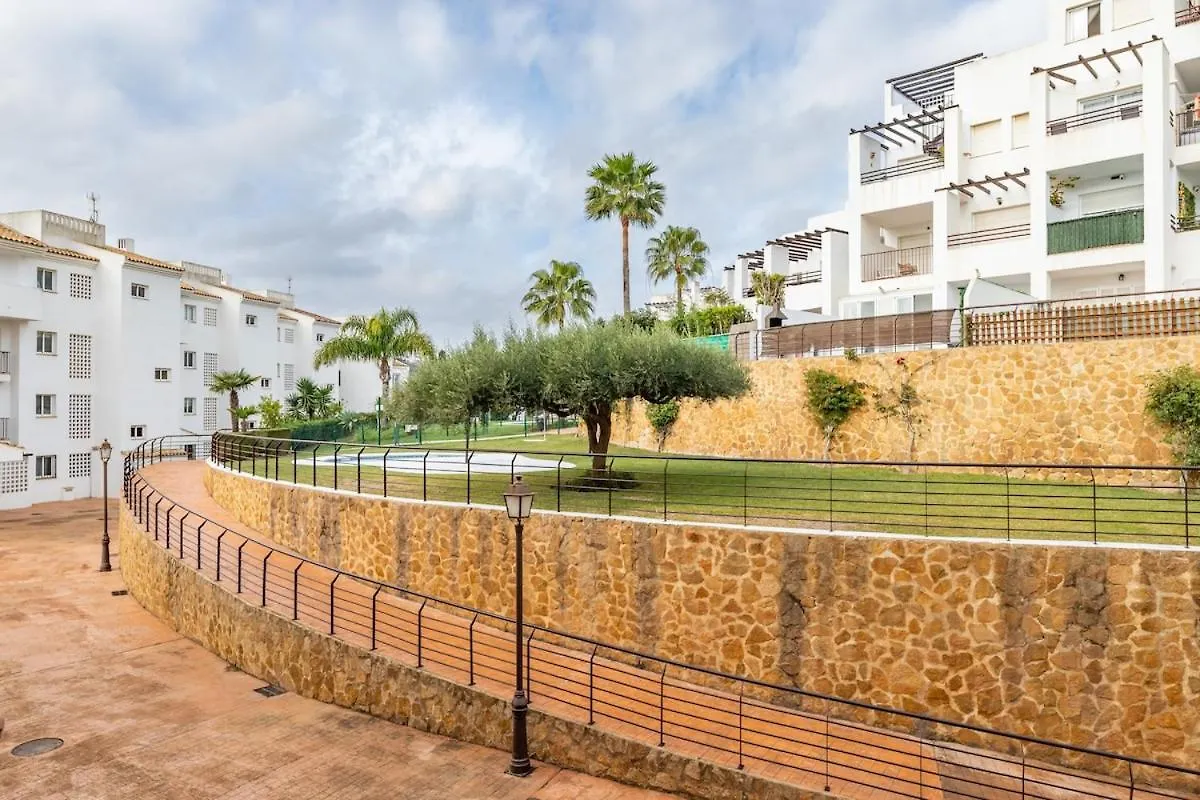 Coastal Escape & Sea Views By Hostlovers Manilva