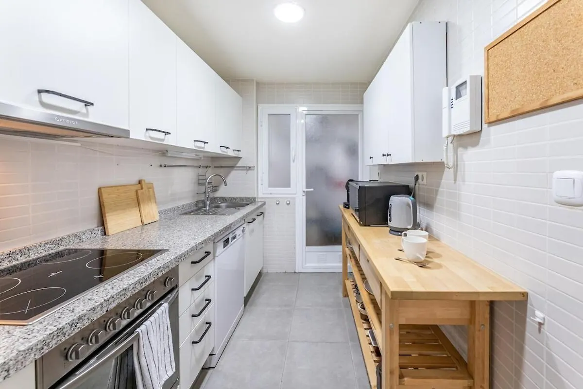 Apartment Coastal Escape & Sea Views By Hostlovers Manilva